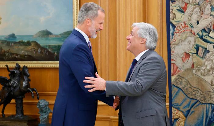 Bustillo y el Rey de España 