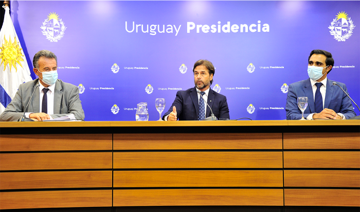 Salinas, Lacalle Pou y Sadtjian