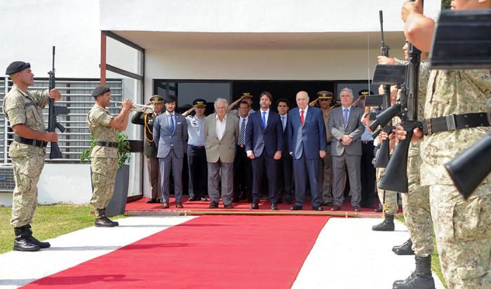 Lacalle Pou con expresidentes