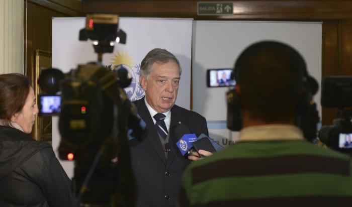 Ministro de Ganadería, Agricultura y Pesca, Fernando Mattos, en rueda de prensa
