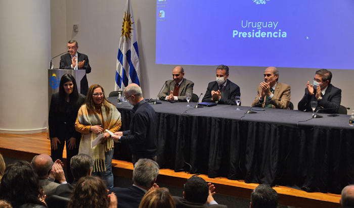 Presentación de programa Familias fuertes