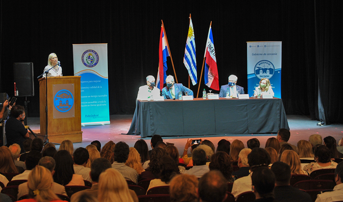 Presentación en San Carlos
