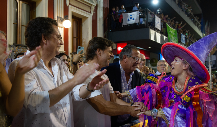 Presidente Lacalle Pou en Carnaval de Artigas