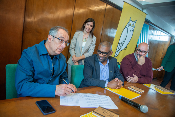 Mahía, Ortuño y autoridades