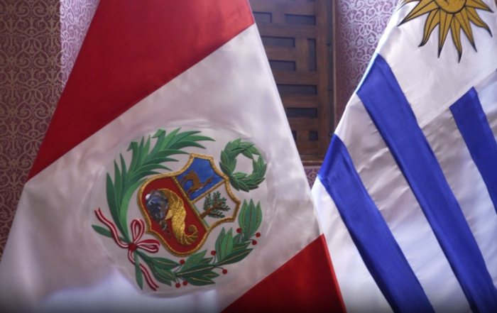 Pabellones de Perú y Uruguay 