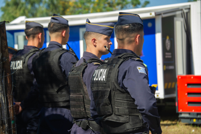 Policías