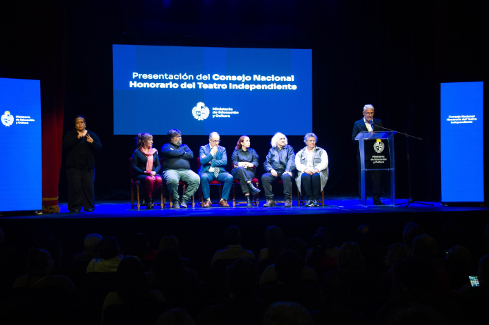 Presentación del Consejo Honorario del Teatro Independiente