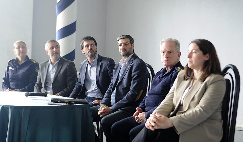 Sciarra, Matinelli y autoridades