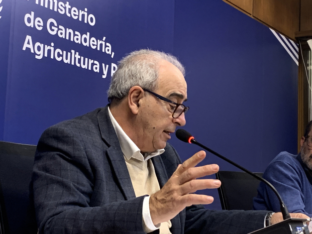 Fratti informó sobre apertura de mercados