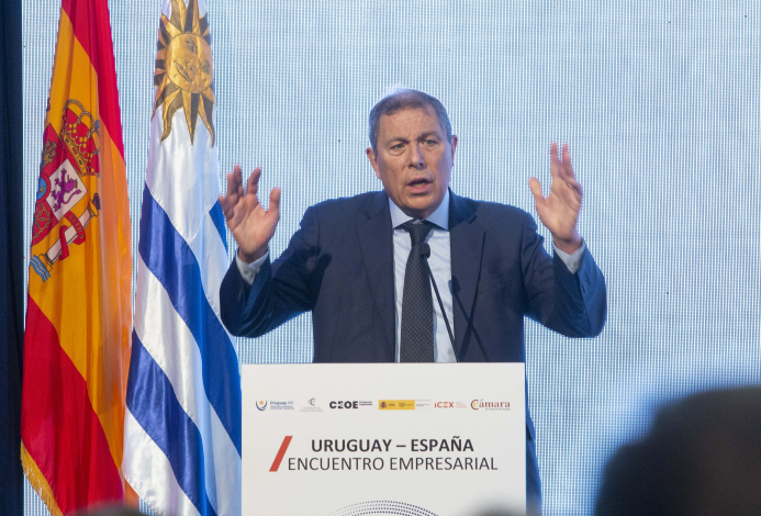 Ministro de Economía y Finanzas, Gabriel Oddone, durante su exposición