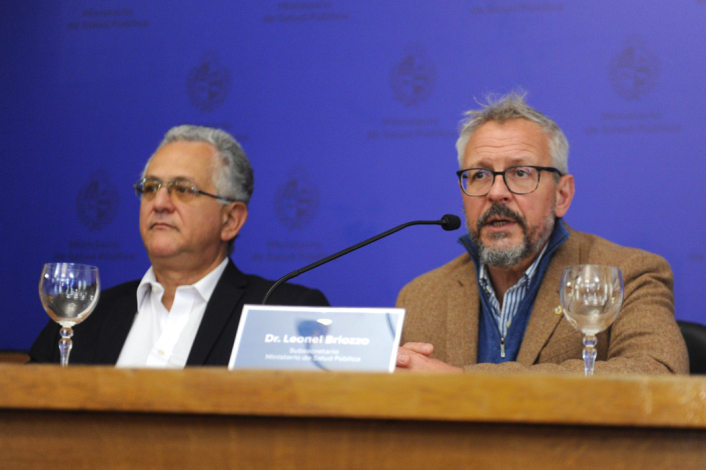 Ministro interino de Salud Pública, Leonel Briozzo, y presidente de la Comisión Honoraria para la Salud Cardiovascular, 
