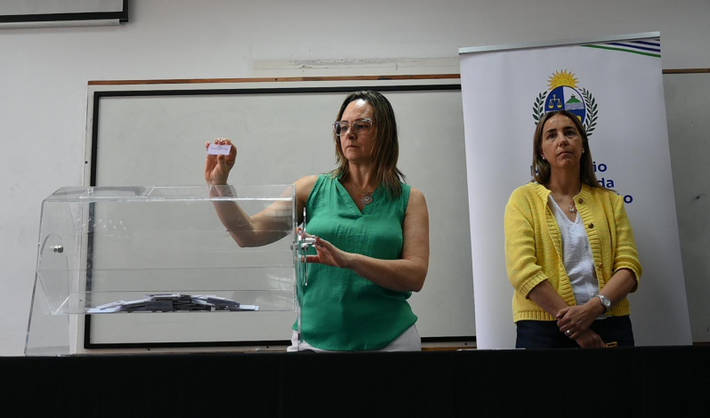 Sorteo de viviendas en Salto