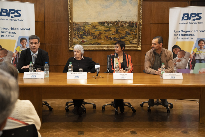 Carlos Clavijo, María Elena Lloveras, Jimena Pardo y José Pereyra