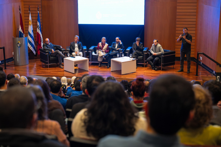 Comisión Intersectorial de Salud mental presenta avances del modelo de abordaje comunitario en el auditorio de Torre Eje