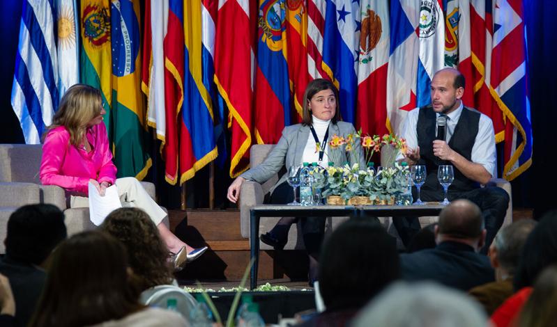 Martín Lema en Simposio Oncológico