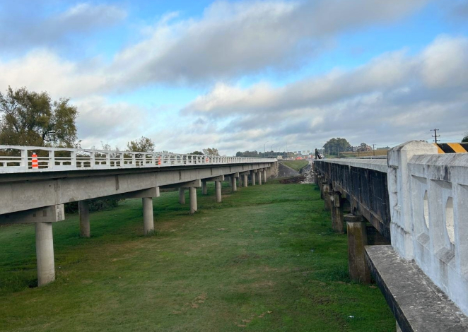 Puente sobre el arroyo Cufré