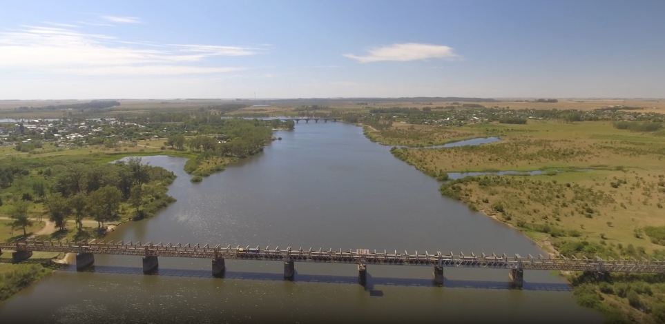 Puente ferroviario río Negro