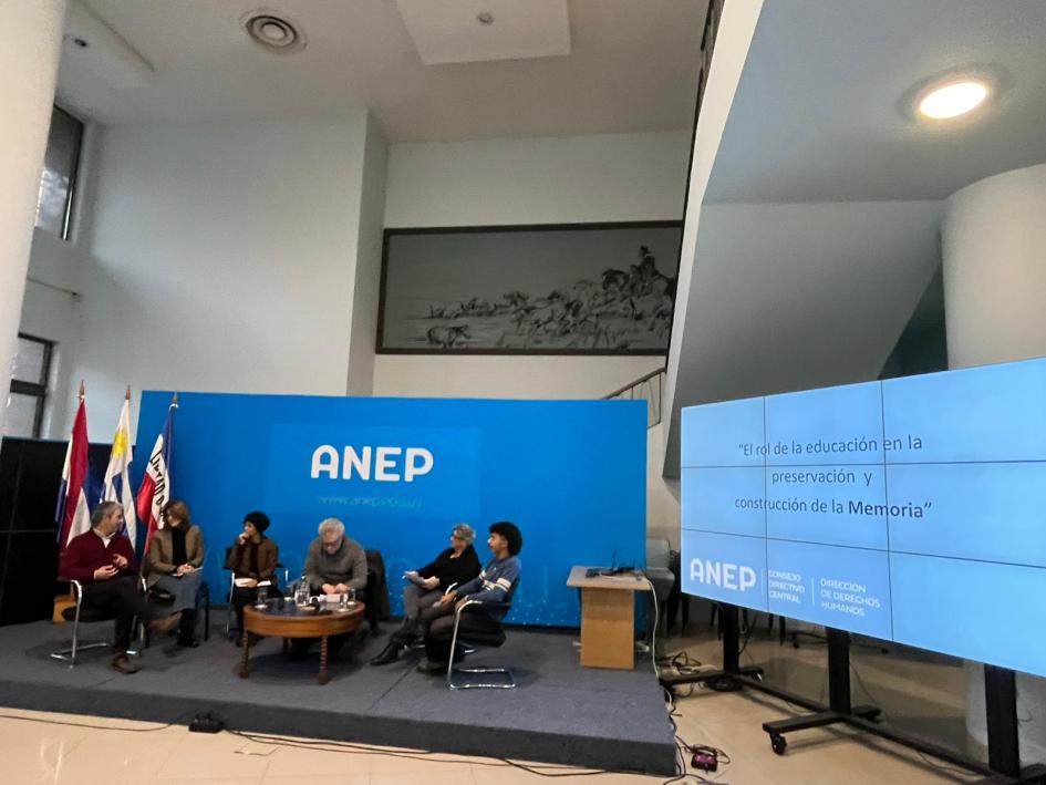 ANEP conversatorio "preservación y construcción de la memoria en la educación" ANEP conversatorio "preservación y construcción de la memoria en la educación"