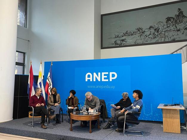 ANEP conversatorio "preservación y construcción de la memoria en la educación"