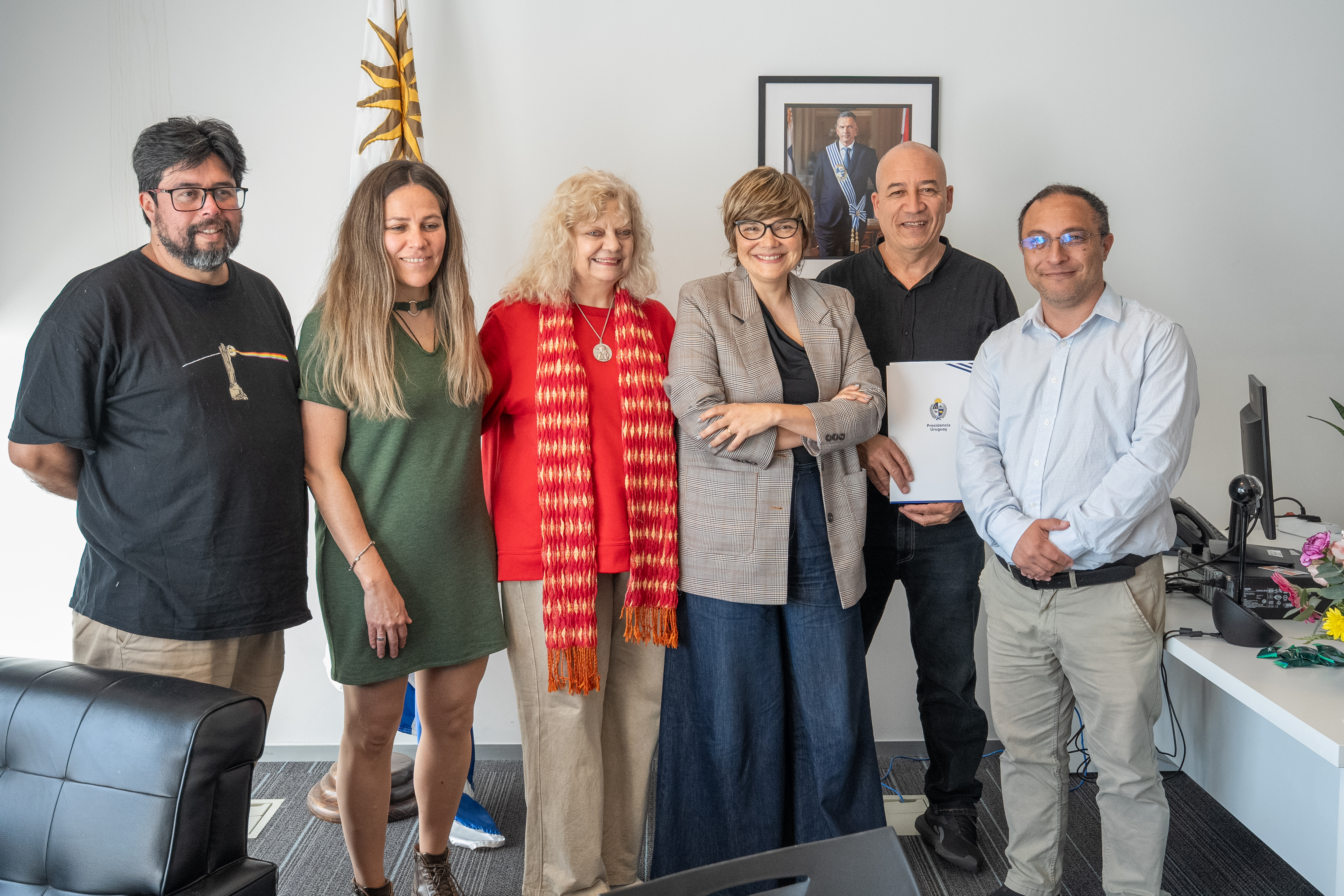Firma de convenio con APU