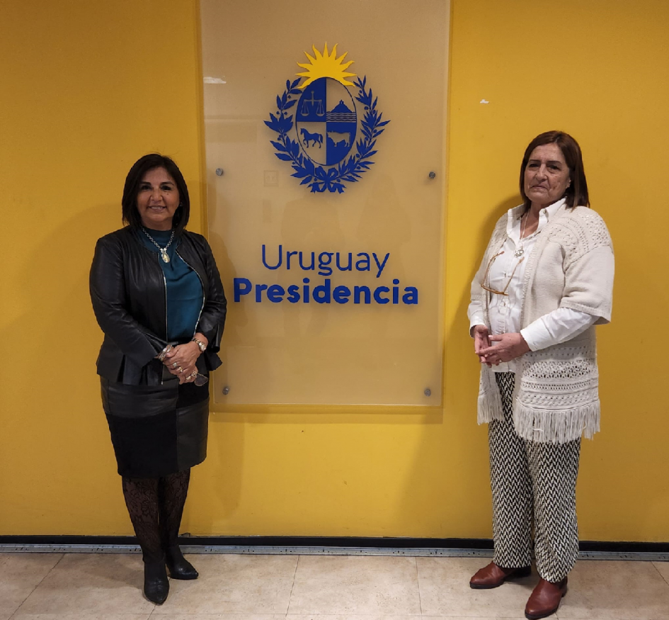 La Secretaria de Derechos Humanos Sandra Etcheverry y la Diputada María Fajardo