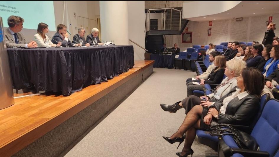 Asistentes a la presentación Asistentes a la presentación
