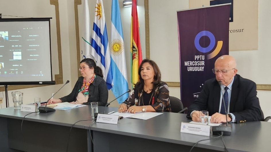 Cristina Mansilla, Sandra Etcheverry y Mariano Berro