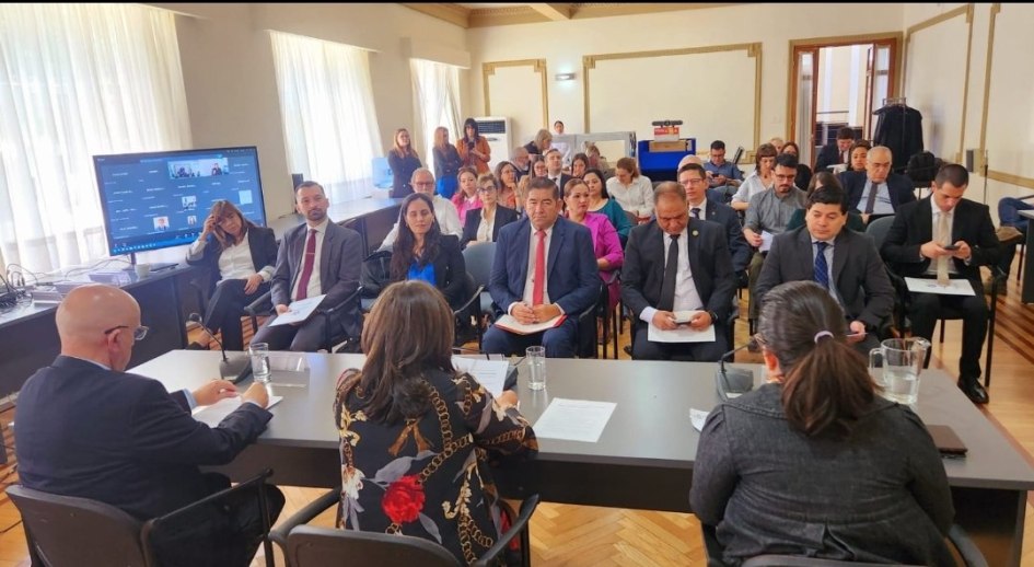 Asistentes al Seminario durante la apertura del seminario