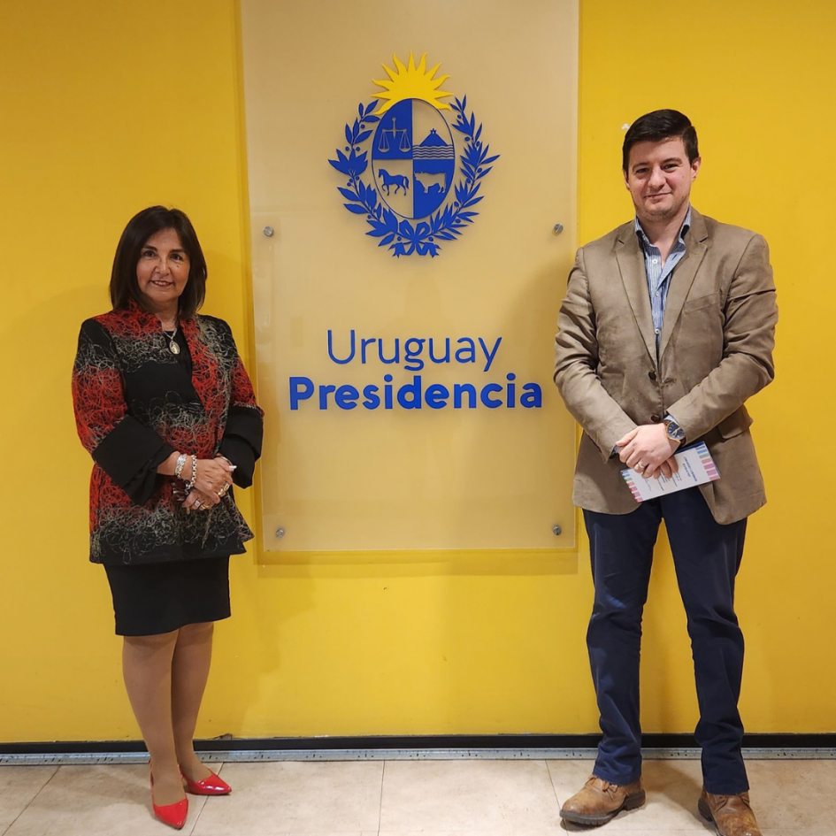 Secretaria de Derechos Humanos Sandra Etcheverry y Director de IMPO Fernando Abellá