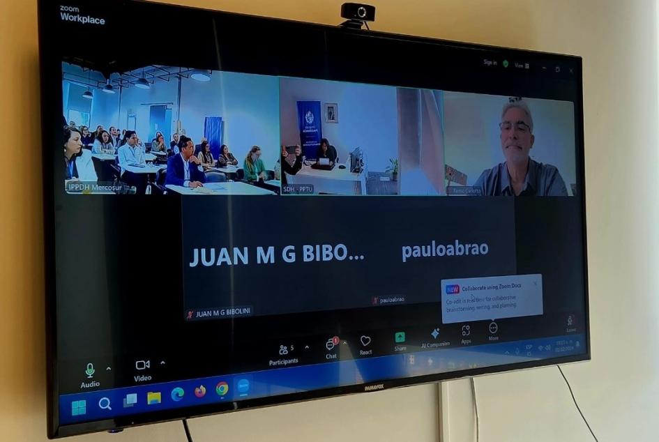 Pantalla donde se muestran los participantes vía zoom Pantalla donde se muestran los participantes vía zoom