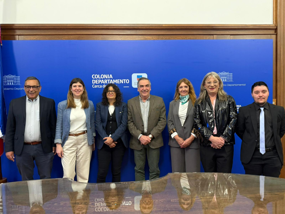 Reunión con organizaciones de la sociedad civil en Colonia