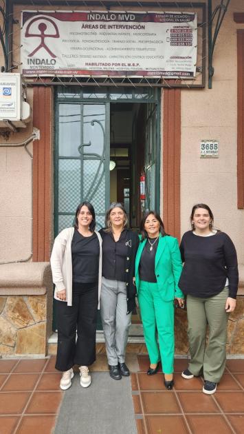 Secretaria de Derechos Humanos Sandra Etcheverry y equipo de Indalo Secretaria de Derechos Humanos Sandra Etcheverry y equipo de Indalo