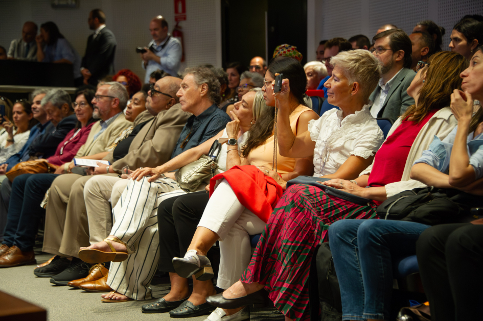 Lanzamiento del sello del Correo Uruguayo Lanzamiento del sello del Correo Uruguayo