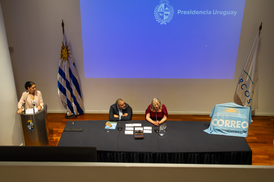 Lanzamiento del sello del Correo Uruguayo Lanzamiento del sello del Correo Uruguayo