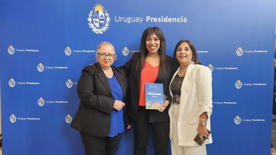 Marina Baras (Mides), Rosa Méndez (Mides), Secretaria de DDHH Sandra Etcheverry