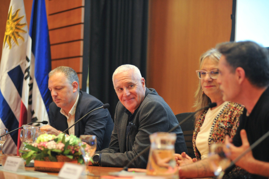 Lanzamiento de Diciembre Mes de los Derechos Humanos Lanzamiento de Diciembre Mes de los Derechos Humanos