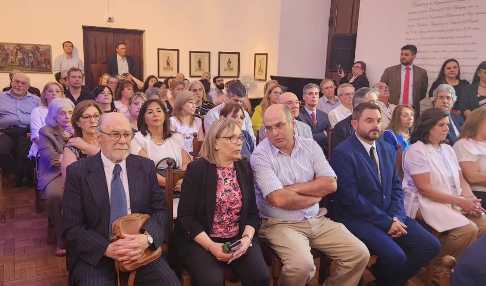 Asistentes al acto Asistentes al acto