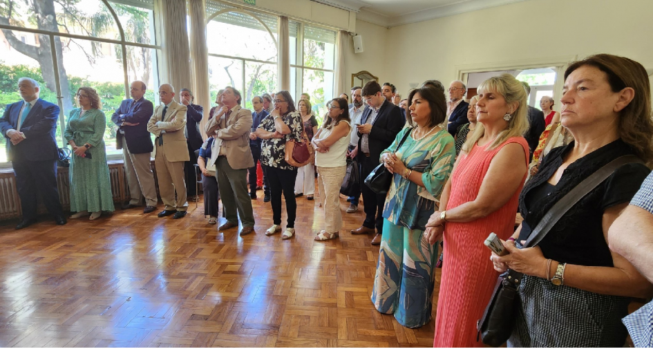 Asistentes a la entrega de premios Asistentes a la entrega de premios