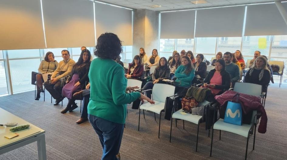 La Secretaria de Derechos Humanos Sandra Etcheverry durante la apertura del taller