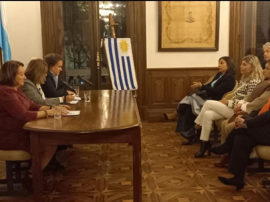 Asistentes al acto Asistentes al acto