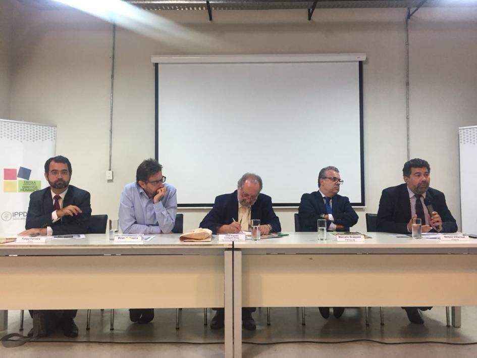 Integrantes del Consejo de Representantes Gubernamentales en DDHH Integrantes del Consejo de Representantes Gubernamentales en DDHH de los países miembro del Mercosur: Argentina, Brasil, Paraguay y Uruguay, así como del secretario ejecutivo del IPPDH, José A. Lindgren Alves.