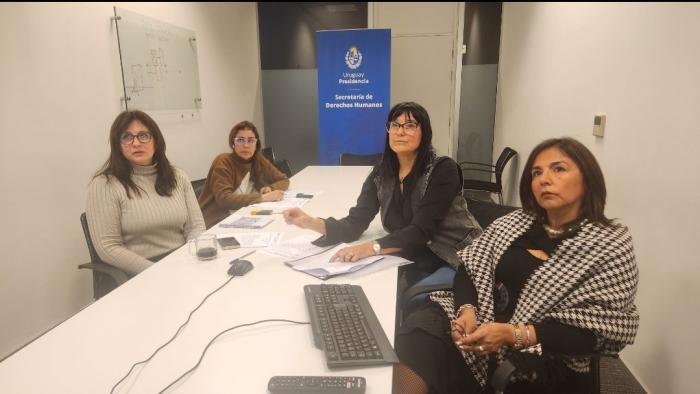 Secretaria de Derechos Humanos Sandra Etcheverry y equipo