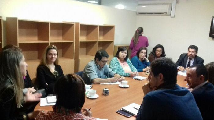 Reunión Monitoreo DESC en Sala de Secretaría de Derechos Humanos