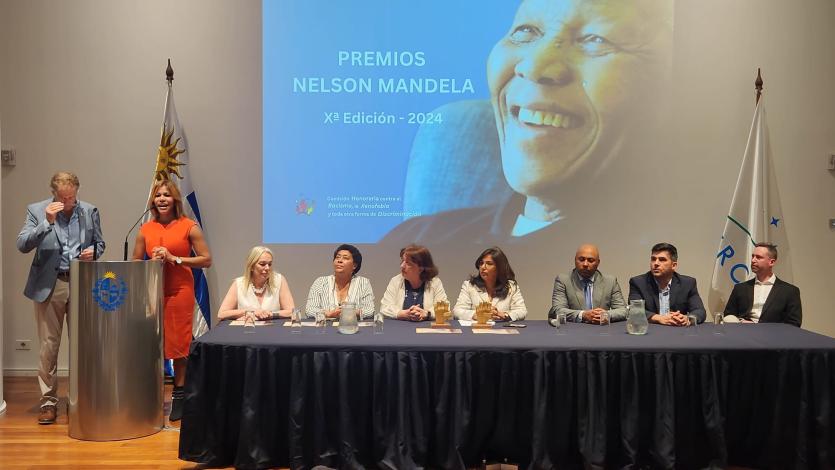 Integrantes de la Comisión Honoraria contra el Racismo, la Xenofobia y toda forma de Discriminación