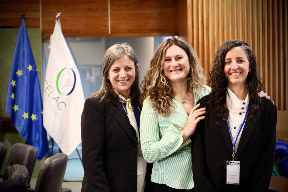 Graciela Morelli MEC, Silvana Ravía y Viviana Mezzetta SENCI