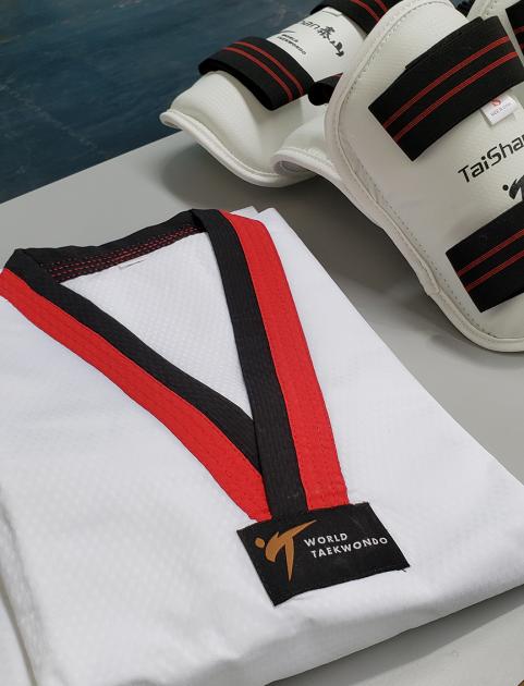 Traje Taekwondo