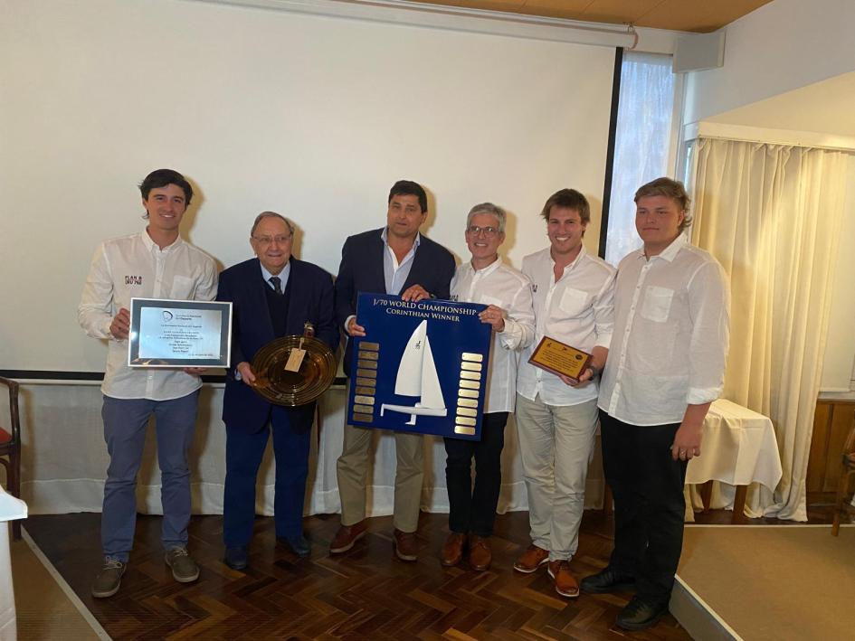 YCPE Campeón Mundial Clase J70 YCPE Campeón Mundial Clase J70