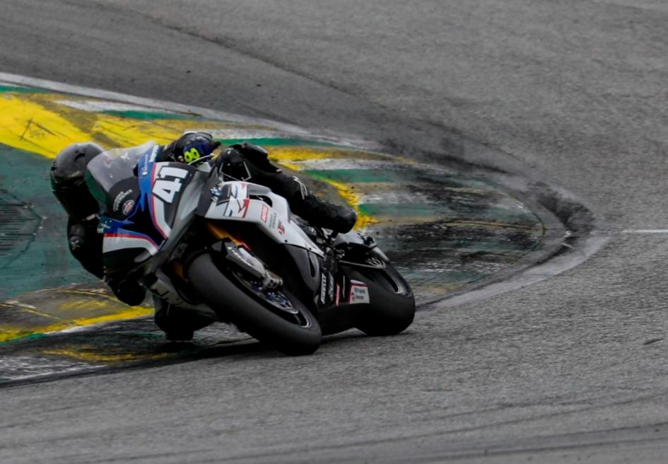 Maximiliano Gerardo en el Campeonato Brasileño de Superbike