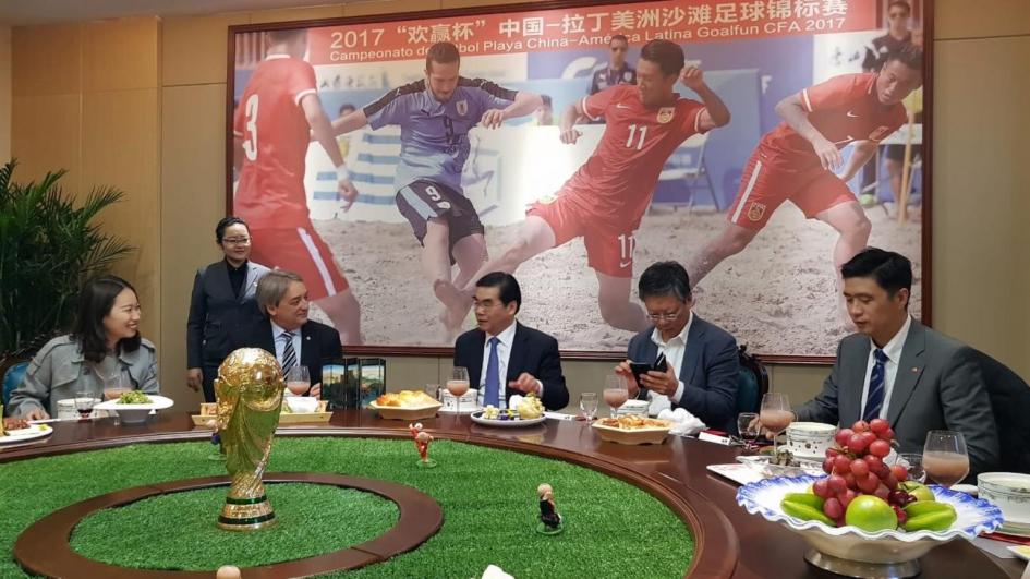 Inauguración de canchas en China