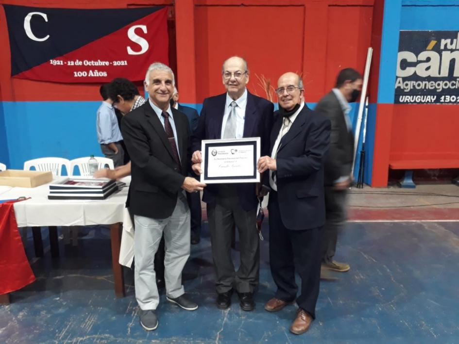Entrega de placa conmemorativa Club Sportivo Salto